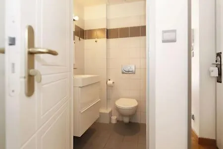 202 - Studio Calme Et Reposant Au Coeur De Paris 5 Apartment 0*,  France